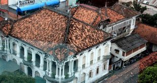 Hình ảnh 01 - Sốc ! Căn biệt thự cổ cũ nát giá 700 tỷ giữa Sài Gòn